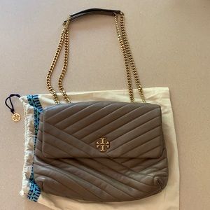 Tory Burch KIRA CHEVRON CONVERTIBLE SHOULDER BAG